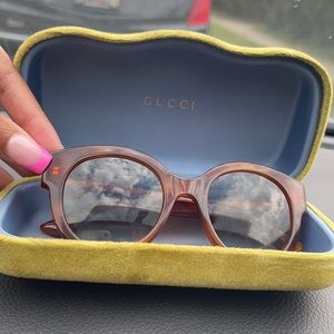 100% Authentic Gucci shades ‼️BLACK FRIDAY SPECIAL ‼️